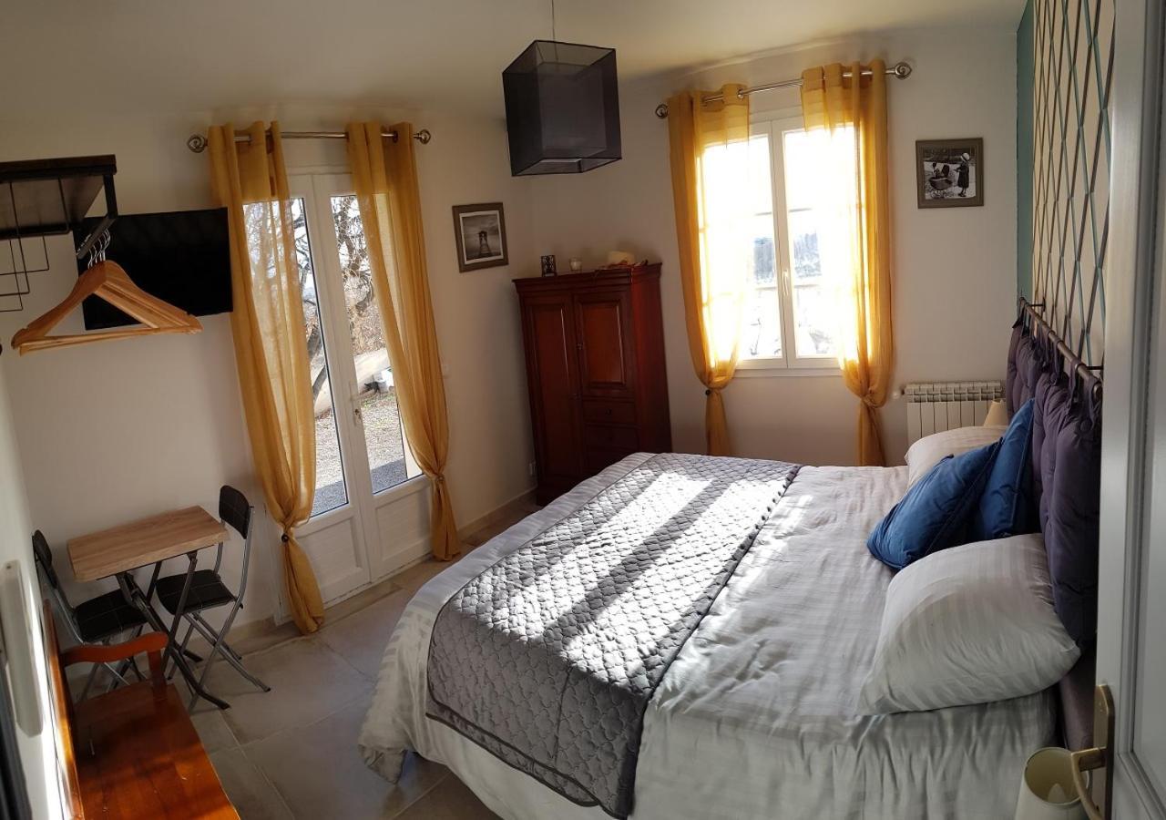 Bed and Breakfast Les Chenes De Da-Li Lezignan-la-Cebe Екстер'єр фото